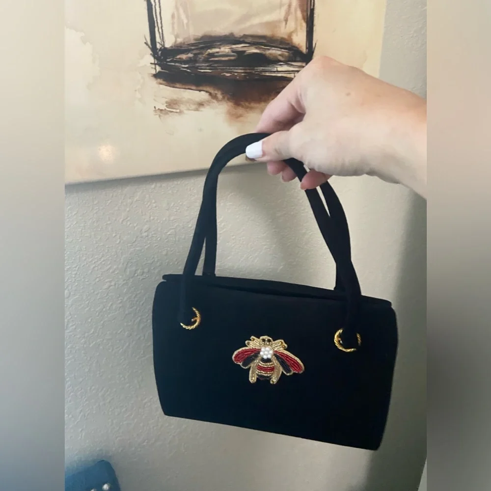Vintage 2 Pieces Black Suede Leather Top Handle Handbag Gold Hardware Bee Accent - Picture 15 of 16